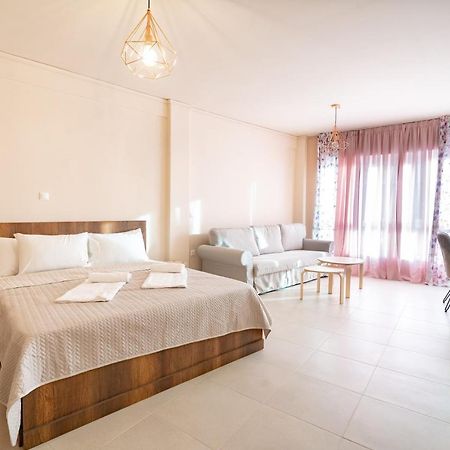 Monastiraki Metro Station Studio For 4 Persons Atenas Exterior foto