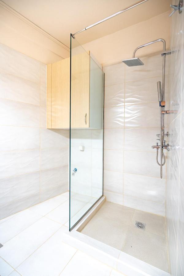 Monastiraki Metro Station Studio For 4 Persons Atenas Exterior foto