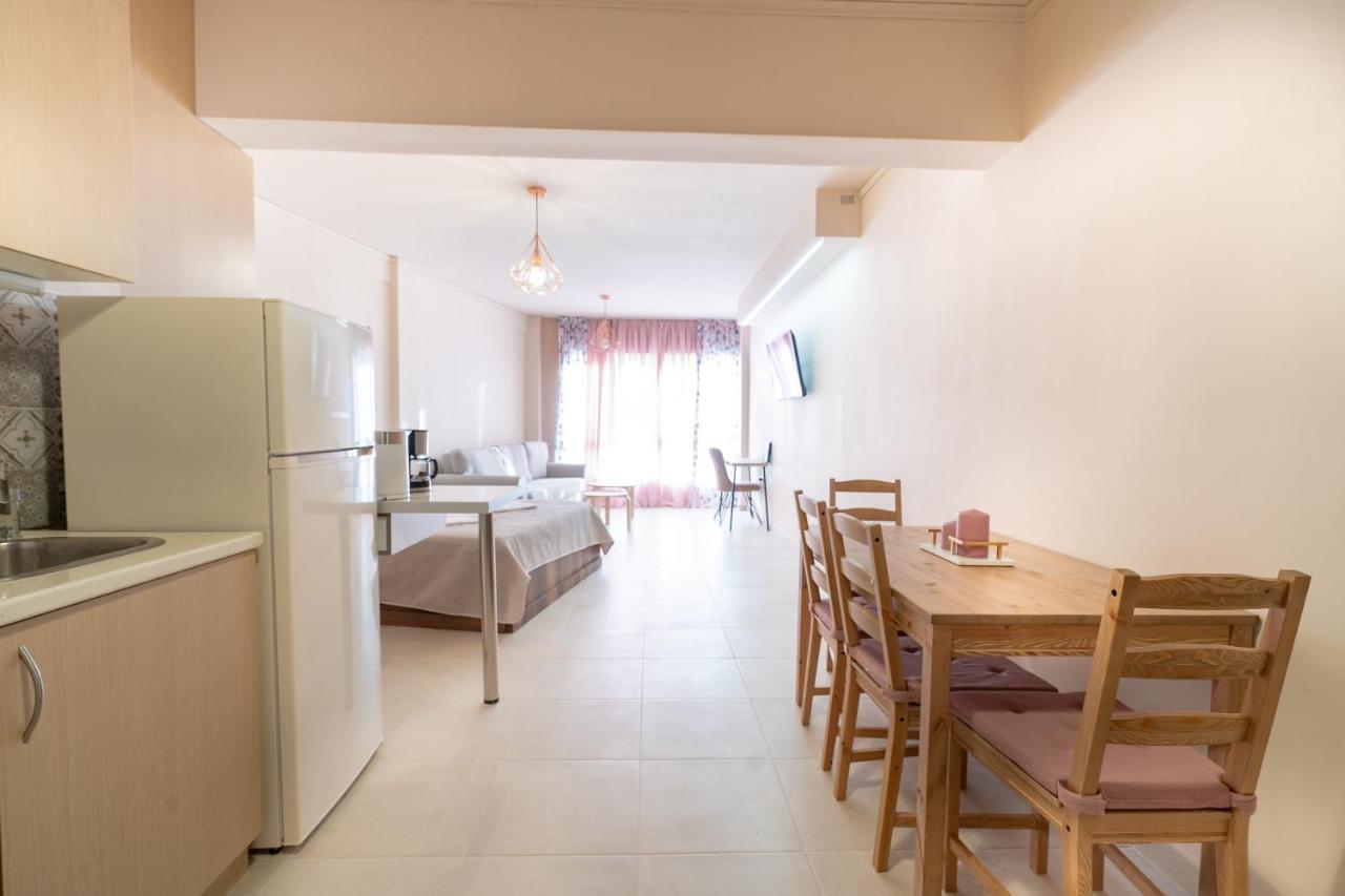 Monastiraki Metro Station Studio For 4 Persons Atenas Exterior foto